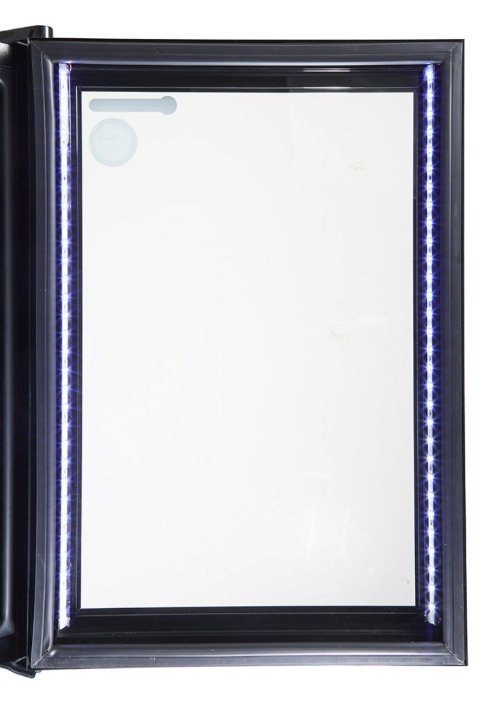 GCKW65 – Commercial Beverage Cooler / Mini Bottle Cooler